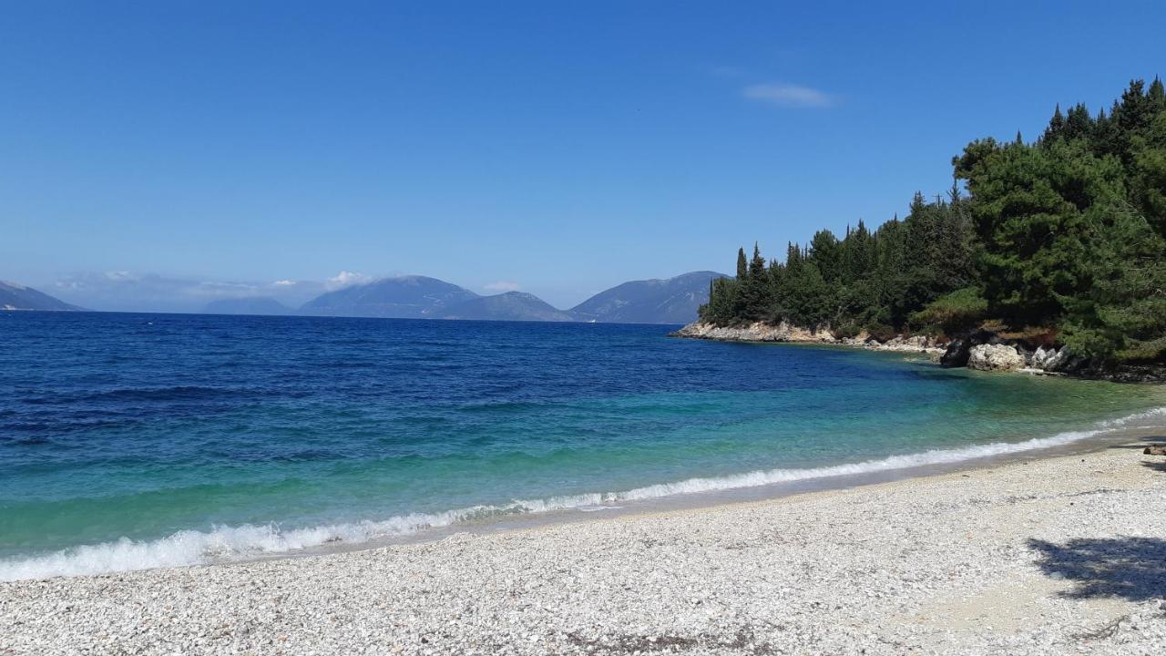 Ionian Trilogy Luxury Villas Sami  Luaran gambar